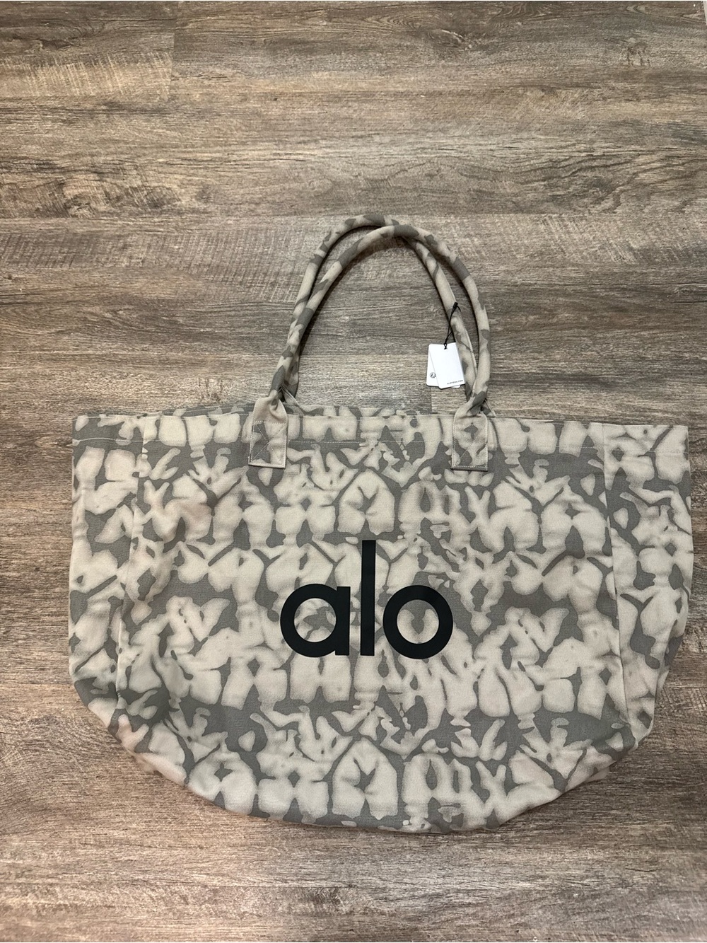 ALO Yoga Gray Tie-Dye Canvas Cotton Large Tote Bag - Picture 7 of 7